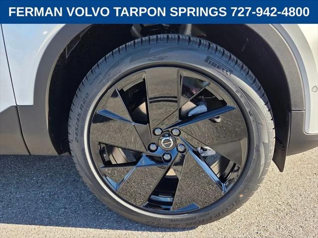 2026 Volvo XC40 Black Edition Ultra, B5 AWD Gas (mild hybrid)