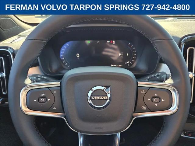2026 Volvo XC40 Black Edition Ultra, B5 AWD Gas (mild hybrid)
