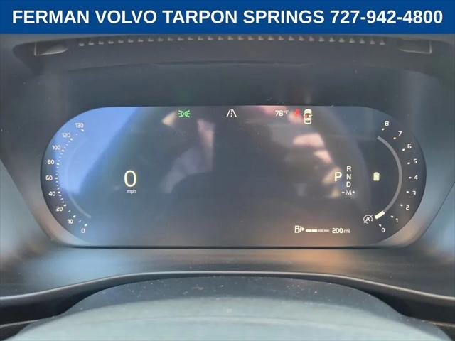 2026 Volvo XC40 Black Edition Ultra, B5 AWD Gas (mild hybrid)