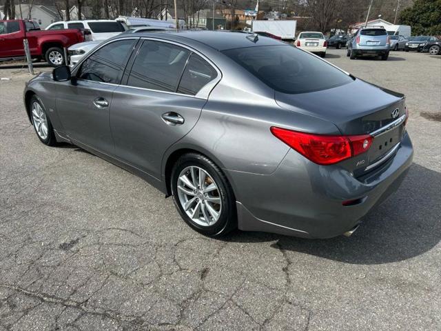 2017 INFINITI Q50 2.0t Premium