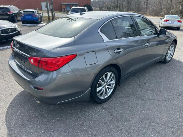 2017 INFINITI Q50 2.0t Premium
