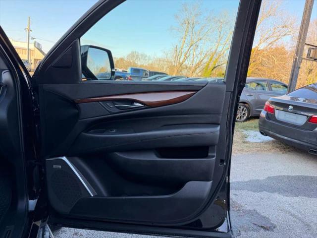 2017 Cadillac Escalade ESV Standard