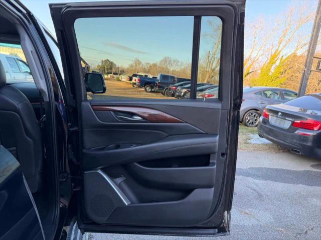 2017 Cadillac Escalade ESV Standard