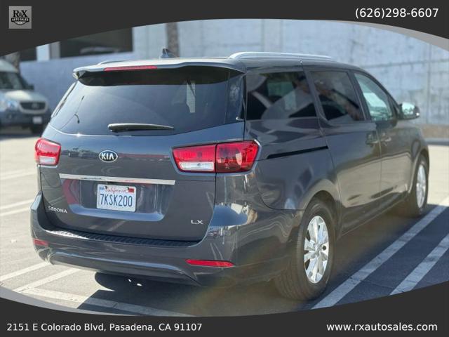2015 Kia Sedona LX