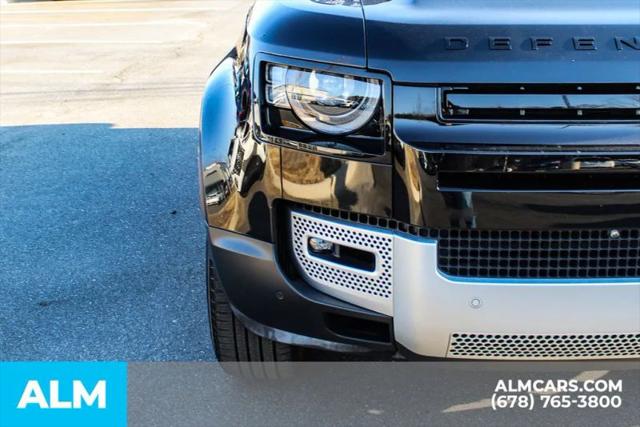 2025 Land Rover Defender 110 P300