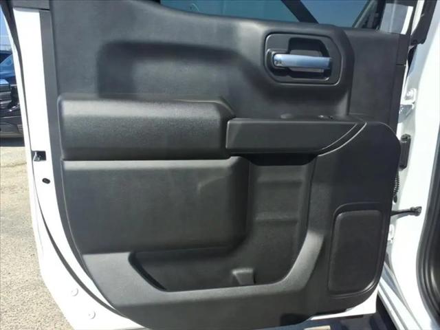2026 GMC Sierra 1500 Crew Cab, Short Bed, Pro, 4WD