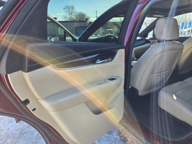 2017 Cadillac XT5 Luxury