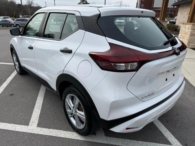 2022 Nissan Kicks S Xtronic CVT