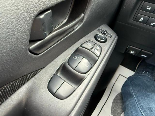 2022 Nissan Kicks S Xtronic CVT