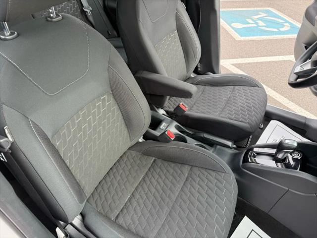 2022 Nissan Kicks S Xtronic CVT