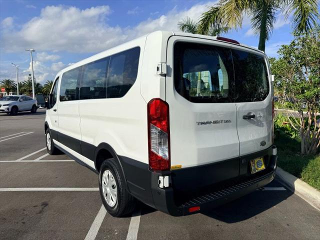 2021 Ford Transit Passenger Wagon XLT