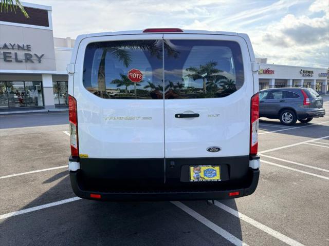 2021 Ford Transit Passenger Wagon XLT