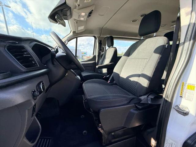 2021 Ford Transit Passenger Wagon XLT