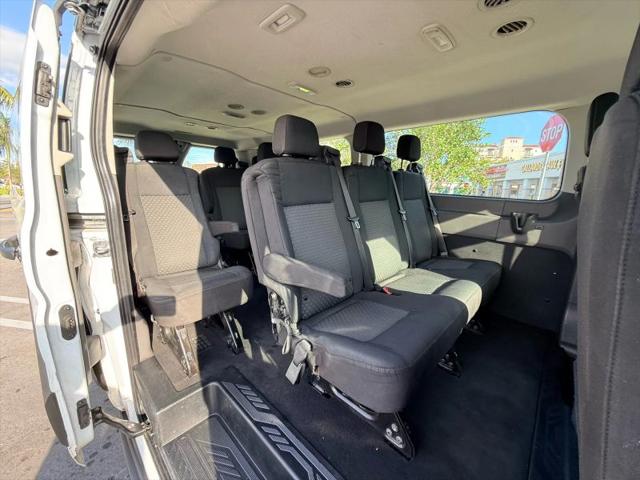 2021 Ford Transit Passenger Wagon XLT