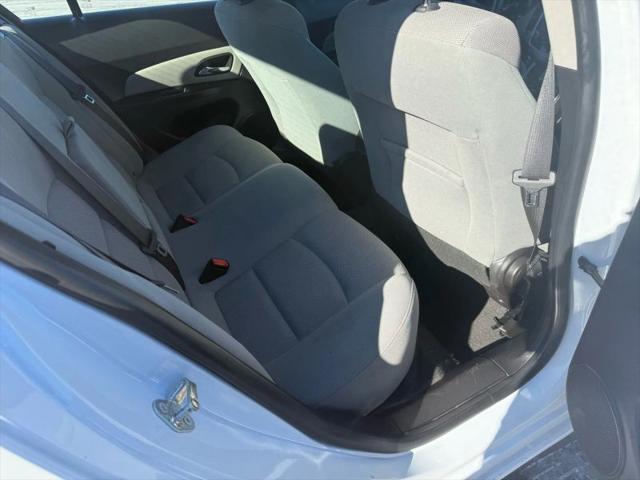 2015 Chevrolet Cruze 1LT Auto