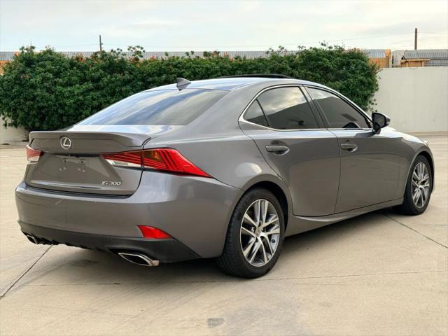 2019 Lexus IS 300 300
