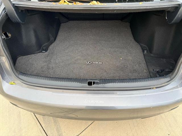 2019 Lexus IS 300 300