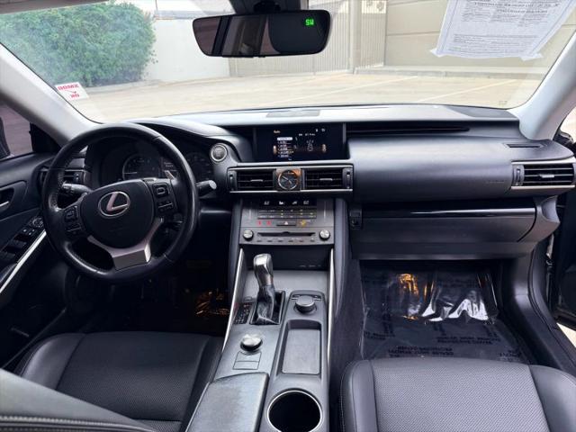 2019 Lexus IS 300 300
