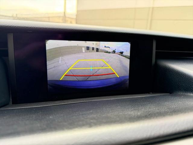 2019 Lexus IS 300 300