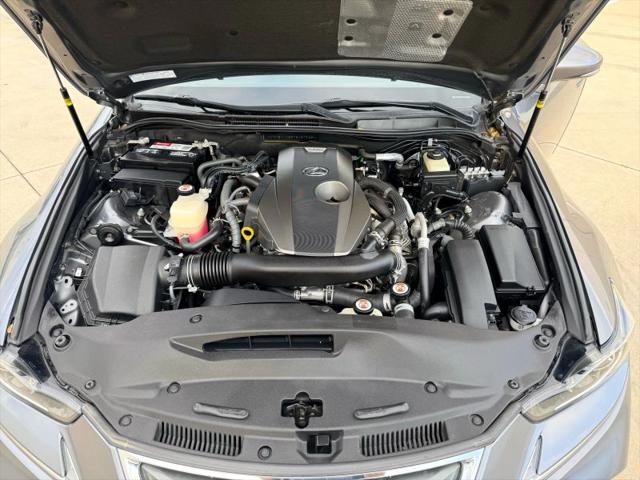 2019 Lexus IS 300 300
