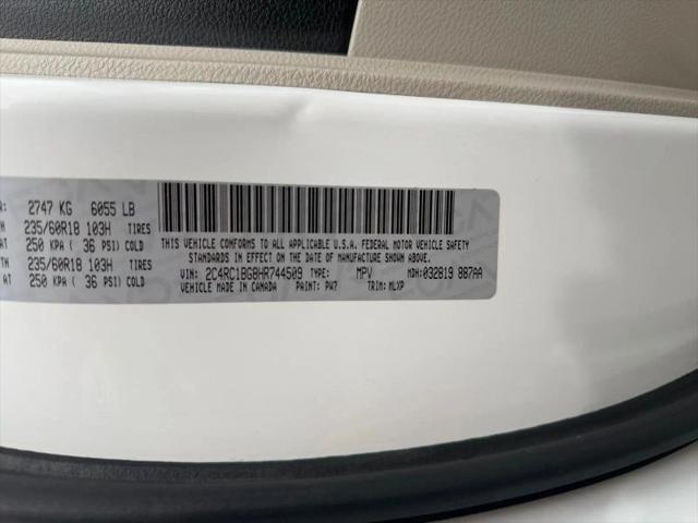 2017 Chrysler Pacifica Touring-L