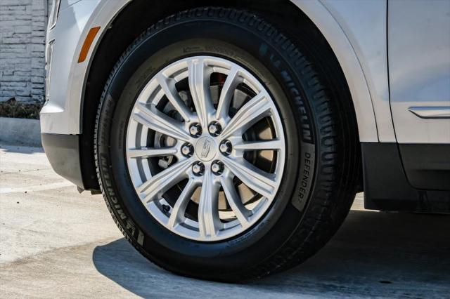 2018 Cadillac XT5 Standard