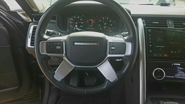 2024 Land Rover Discovery P300 S