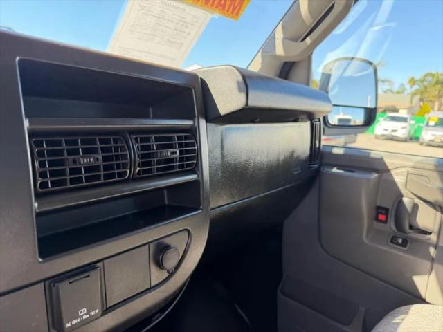 2019 Chevrolet Express Work Van