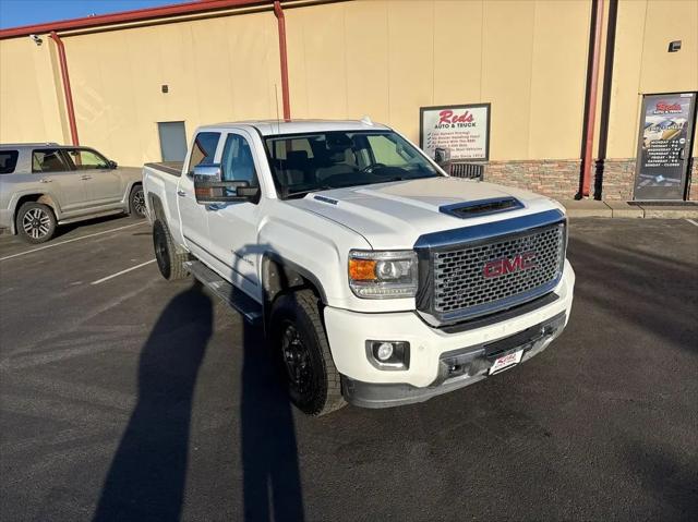 2017 GMC Sierra 3500HD Denali