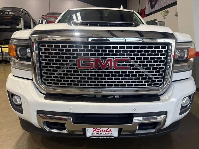 2017 GMC Sierra 3500HD Denali