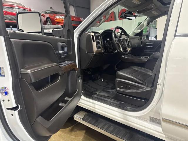 2017 GMC Sierra 3500HD Denali