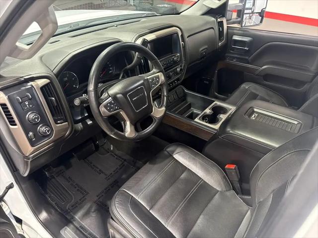 2017 GMC Sierra 3500HD Denali