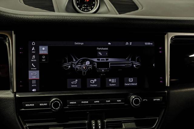 2021 Porsche Macan Base