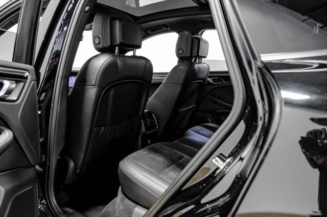 2021 Porsche Macan Base