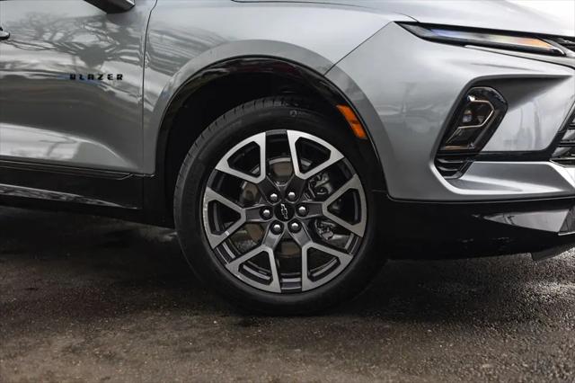 2025 Chevrolet Blazer AWD RS
