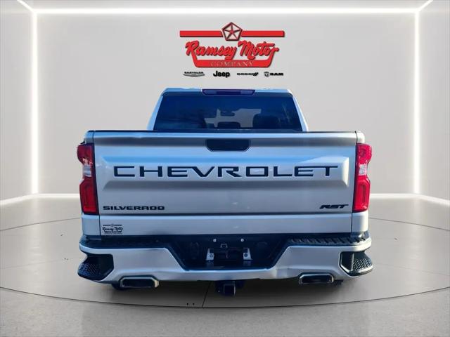 2022 Chevrolet Silverado 1500 4WD Crew Cab Short Bed RST