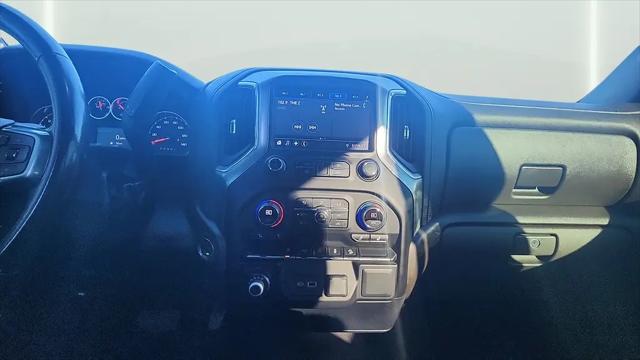 2022 Chevrolet Silverado 1500 4WD Crew Cab Short Bed RST