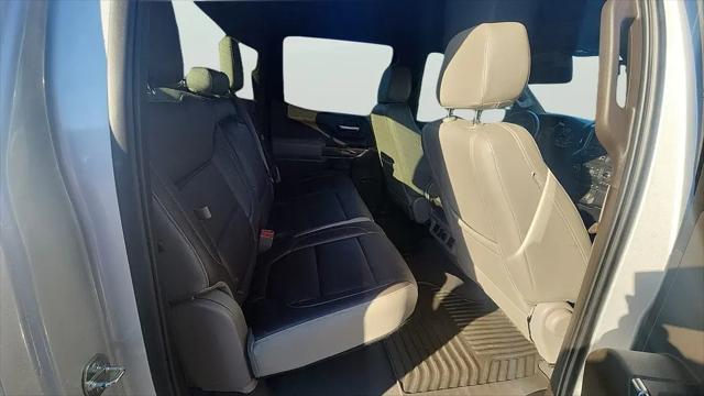 2022 Chevrolet Silverado 1500 4WD Crew Cab Short Bed RST