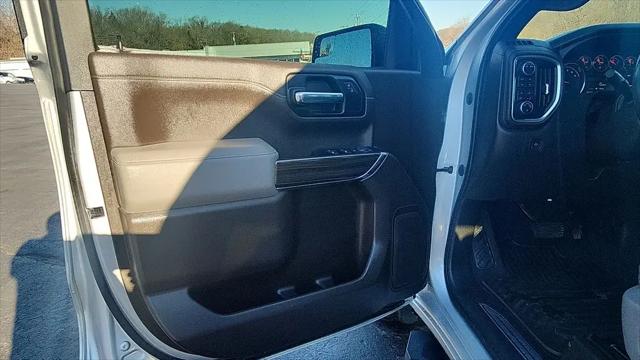 2022 Chevrolet Silverado 1500 4WD Crew Cab Short Bed RST