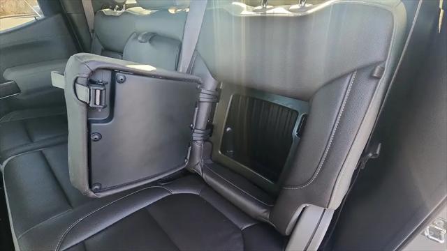 2022 Chevrolet Silverado 1500 4WD Crew Cab Short Bed RST