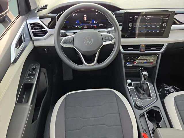 2026 Volkswagen Taos SE