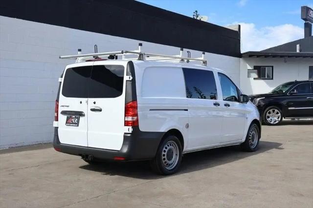 2017 Mercedes-Benz Metris Standard