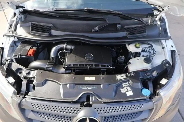 2017 Mercedes-Benz Metris Standard