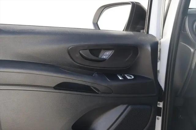 2017 Mercedes-Benz Metris Standard