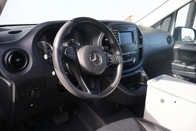 2017 Mercedes-Benz Metris Standard