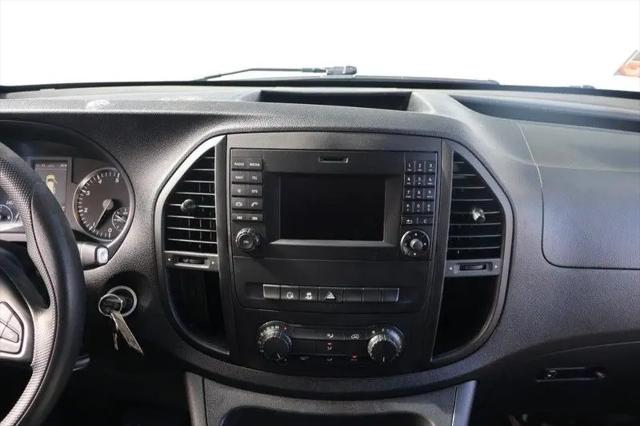 2017 Mercedes-Benz Metris Standard