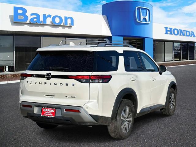 2023 Nissan Pathfinder SL 4WD