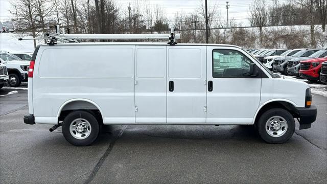 2025 Chevrolet Express Cargo Van RWD 2500 Extended Wheelbase WT