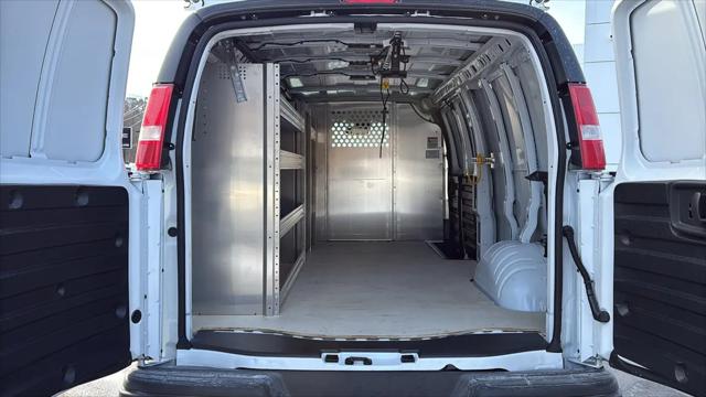 2025 Chevrolet Express Cargo Van RWD 2500 Extended Wheelbase WT