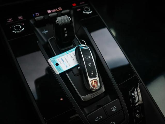 2024 Porsche 911 Carrera GTS